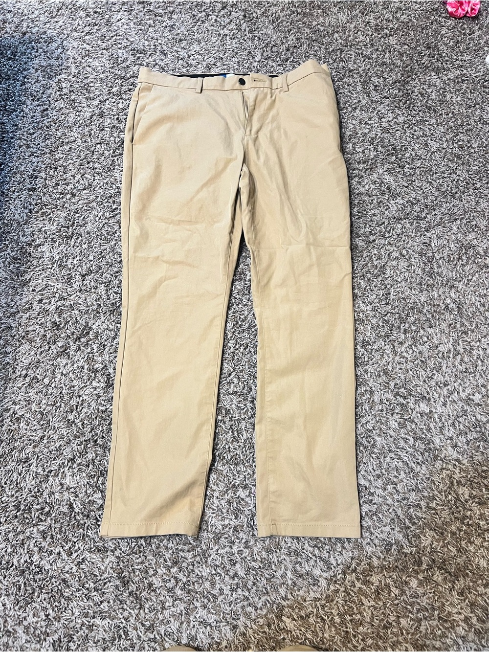 Men’s khaki old navy ultimate tech slim pants. Size 34/30